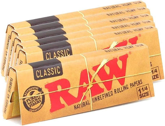 RAW CLASSIC 1  1/4 50 LEAVES PER PACK - 24 PACK PER BOX